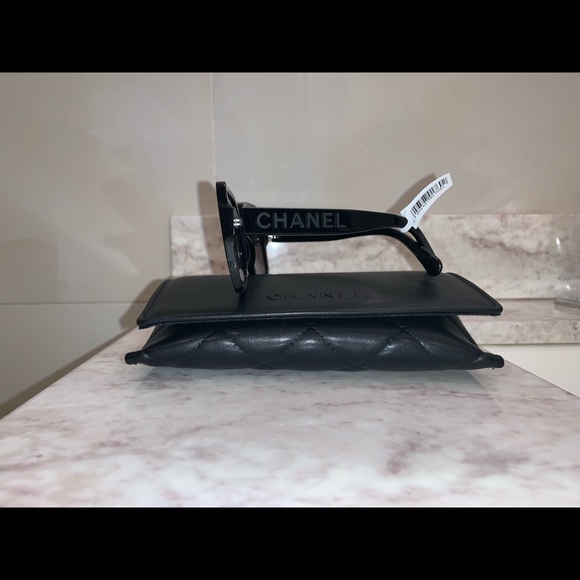 Sunglasses - Picture 2 of 2